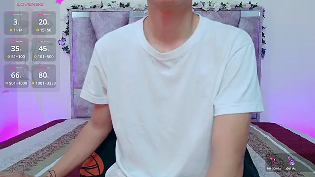 lana and liam  online show from October 21, 2025, 10:25 am