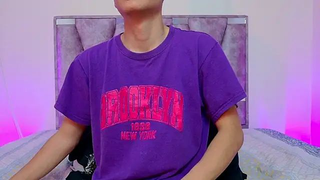 lana and liam  online show from September 13, 2025, 10:15 am