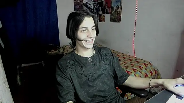 Snapshot of golden_ryyan chatting on June 16, 2026, 10:04 am golden ryyan online show from June 16, 2026, 10:04 am