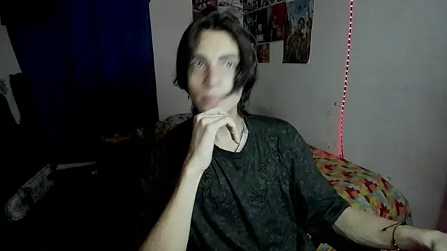 Snapshot of golden_ryyan chatting on June 18, 2026, 12:54 pm golden ryyan online show from June 18, 2026, 12:54 pm