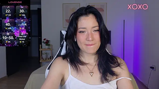 Eliih 01 online show from October 19, 2025, 2:58 am