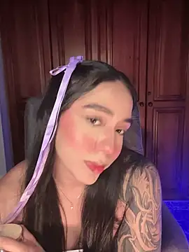 KaditaNavarro online show from March 4, 2026, 11:12 pm