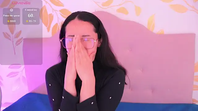 Snapshot of Ginevra_esposito chatting on March 18, 2026, 1:02 pm Ginevra esposito online show from March 18, 2026, 1:02 pm