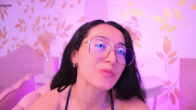 Snapshot of Ginevra_esposito chatting on March 10, 2026, 12:42 pm Ginevra esposito online show from March 10, 2026, 12:42 pm