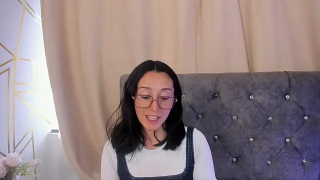 Ginevra esposito online show from August 5, 2026, 7:41 pm