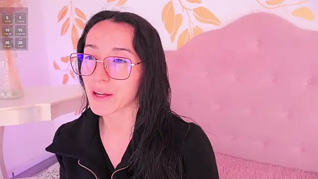 Snapshot of Ginevra_esposito chatting on March 9, 2026, 1:14 pm Ginevra esposito online show from March 9, 2026, 1:14 pm