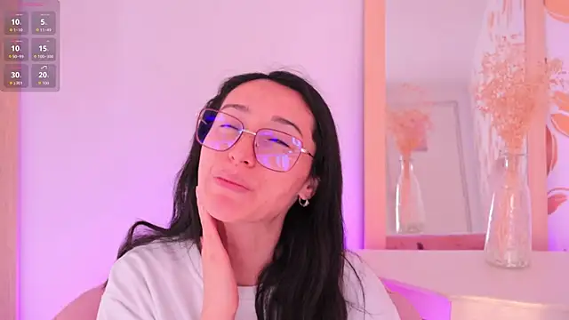 Ginevra esposito online show from February 4, 2026, 12:33 pm