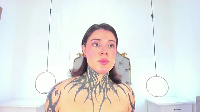 mystikdoll online show from October 21, 2025, 11:53 am