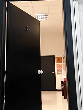 Emily de Carla online show from February 4, 2026, 3:29 pm