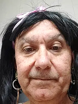 Emily de Carla online show from June 22, 2026, 2:36 pm