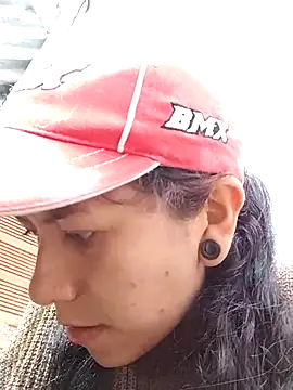 Raven Rouge  online show from March 13, 2026, 6:46 pm