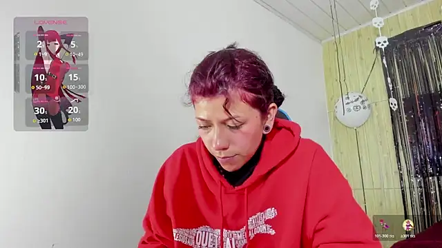 Raven Rouge  online show from November 3, 2025, 11:30 pm