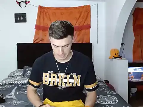 Ken bigcock77 online show from October 1, 2025, 1:11 am