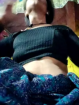 Hot-ilaiy online show from February 4, 2026, 10:05 pm