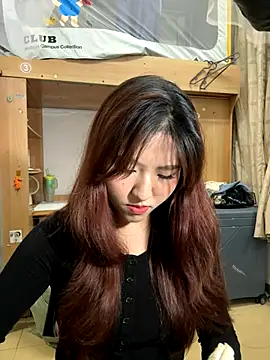 ououlovelove online show from November 6, 2025, 1:59 pm