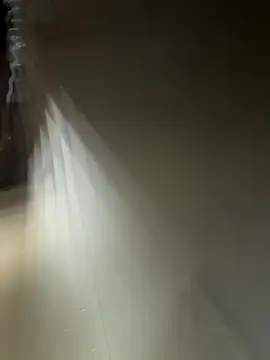 Snapshot of levbigg chatting on December 3, 2025, 1:10 pm levbigg online show from December 3, 2025, 1:10 pm