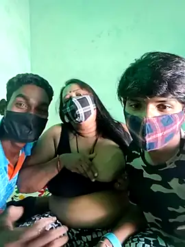 LoveOnStream online show from October 9, 2025, 4:57 am