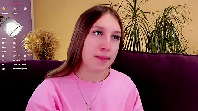 NanaMertins online show from September 20, 2025, 1:10 am