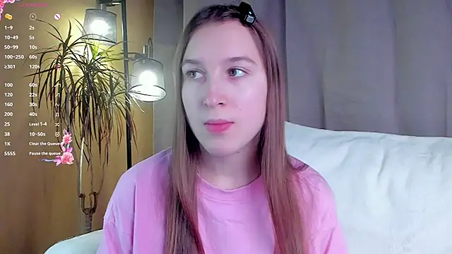 NanaMertins online show from November 28, 2025, 1:28 am