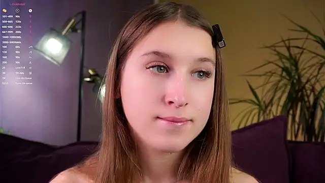 NanaMertins online show from September 22, 2025, 1:11 am