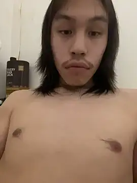 heytherepeoples717 online show from October 29, 2025, 3:38 am