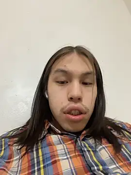 heytherepeoples717 online show from March 14, 2026, 7:14 am