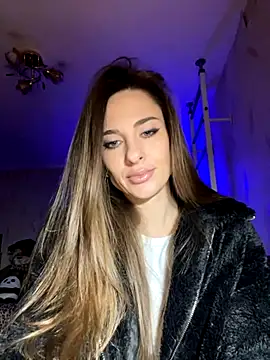 Snapshot of _shadylady_ chatting on October 3, 2025, 4:30 pm shadylady online show from October 3, 2025, 4:30 pm