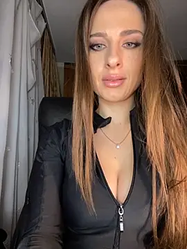 Snapshot of _shadylady_ chatting on October 17, 2025, 6:32 pm shadylady online show from October 17, 2025, 6:32 pm