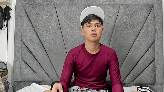 Felipe Cold online show from September 9, 2025, 2:43 am