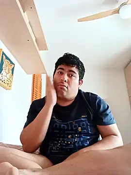 Martigato3 online show from October 13, 2025, 3:24 pm