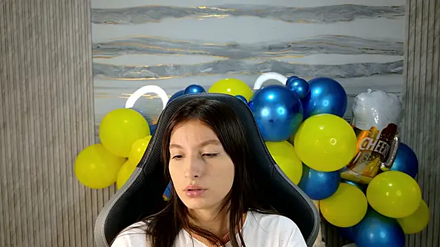 Cami Boobss online show from September 25, 2025, 12:00 pm