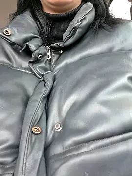 amalia202555 online show from October 29, 2025, 8:13 am