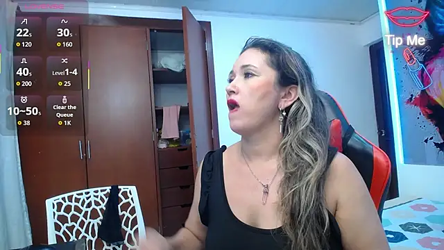 noelia milf19 online show from July 6, 2026, 10:11 am