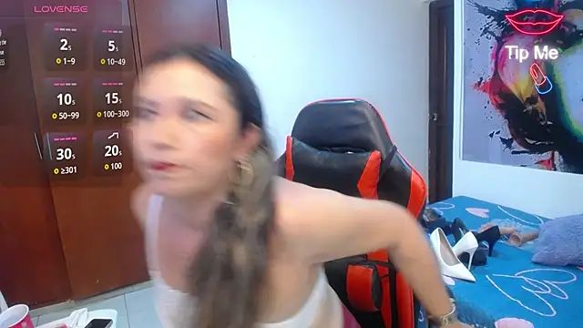 noelia milf19 online show from July 18, 2026, 11:24 pm