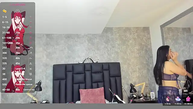 crystaldarliing online show from March 3, 2026, 5:53 pm