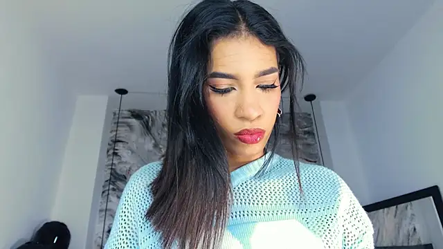 kitty collins  online show from August 3, 2026, 11:27 am