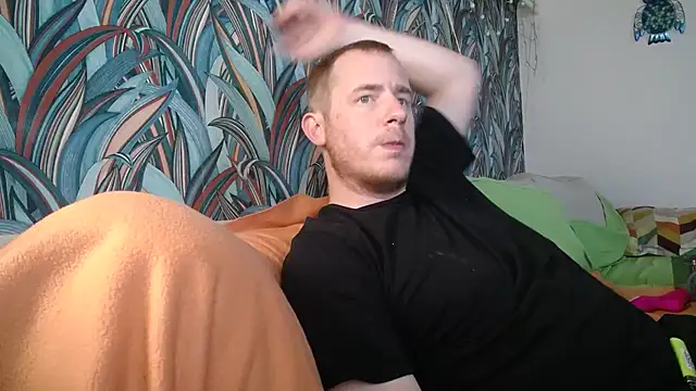 gaydavid online show from September 12, 2025, 11:04 pm