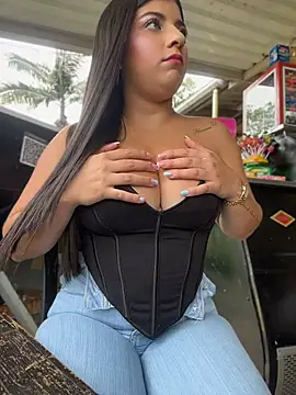 Isaa-Sweet online show from June 15, 2026, 3:01 pm