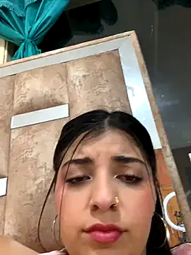 Isaa-Sweet online show from September 11, 2025, 3:39 am