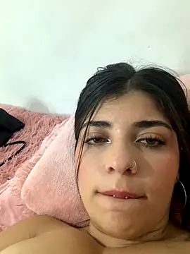 Isaa-Sweet online show from September 10, 2025, 11:09 am