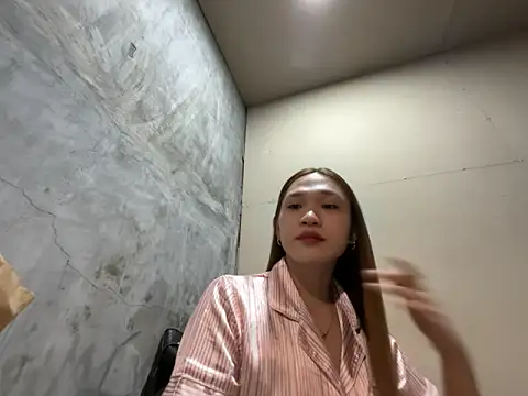 Snapshot of _AndreaFox chatting on October 10, 2025, 1:34 pm AndreaFox online show from October 10, 2025, 1:34 pm