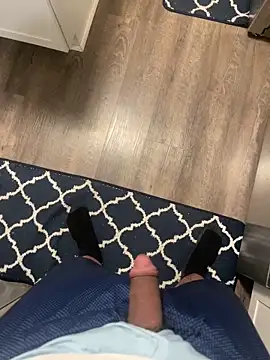 Snapshot of YoungBBCMilker chatting on March 21, 2026, 1:18 am YoungBBCMilker online show from March 21, 2026, 1:18 am