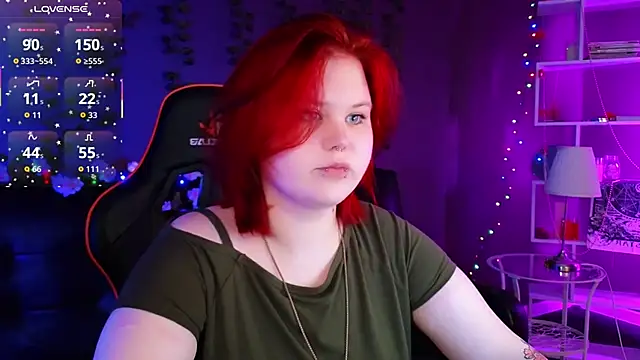 fillisfox  online show from September 25, 2025, 3:29 pm