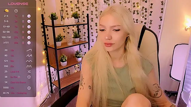 AnyaTaylor  online show from June 17, 2026, 2:22 am