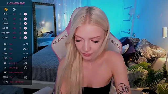 AnyaTaylor  online show from June 25, 2026, 8:08 am