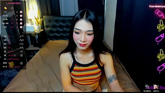 bellamoonlightX online show from January 8, 2026, 8:20 am