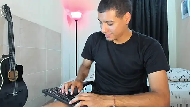 Snapshot of TeamPorn_19 chatting on October 23, 2025, 7:12 pm TeamPorn 19 online show from October 23, 2025, 7:12 pm