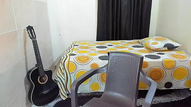 Snapshot of TeamPorn_19 chatting on September 10, 2025, 6:01 am TeamPorn 19 online show from September 10, 2025, 6:01 am