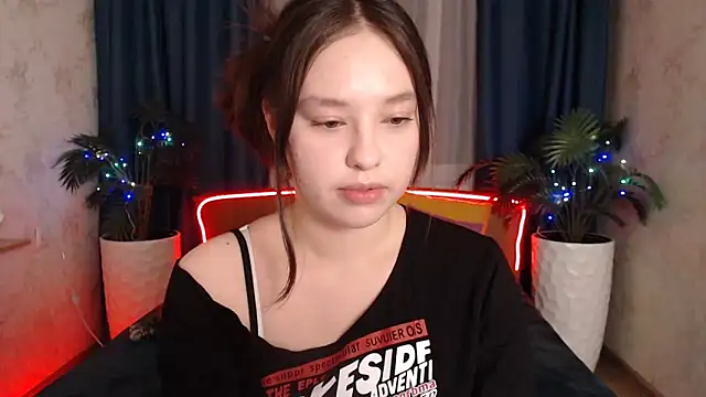 PureLedy online show from December 19, 2025, 12:58 am