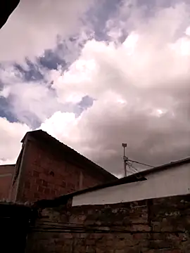 julietta f online show from November 6, 2025, 5:39 pm